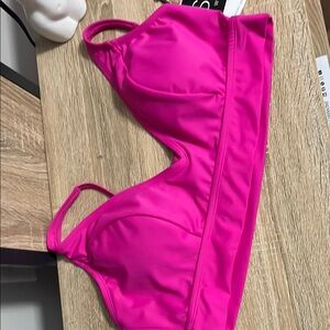 Kohl's Women's Pink Swim Top